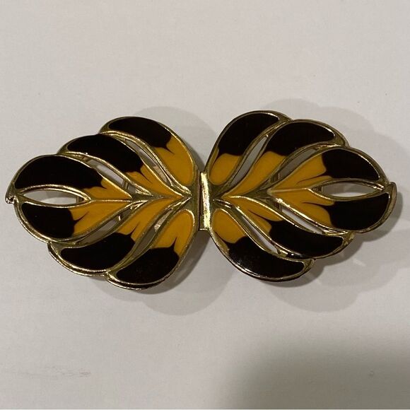 Vintage Enamel Leaf Belt Buckle - Picture 1 of 2